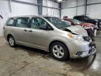 2015 Toyota Sienna  იყიდება Ham Lake-ში, MN - Front End