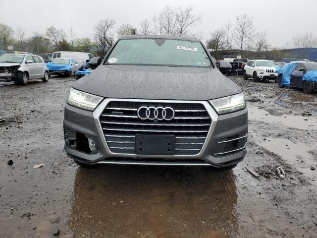  AUDI Q7 2019 Серый