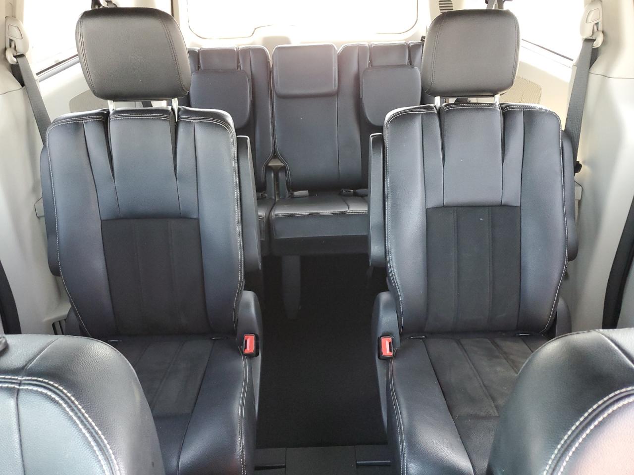 2C4RDGCG9KR759302 2019 Dodge Grand Caravan Sxt