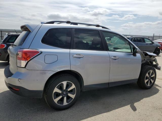  SUBARU FORESTER 2017 Серебристый