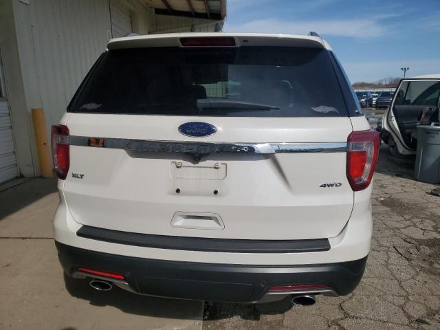  FORD EXPLORER 2018 Белы