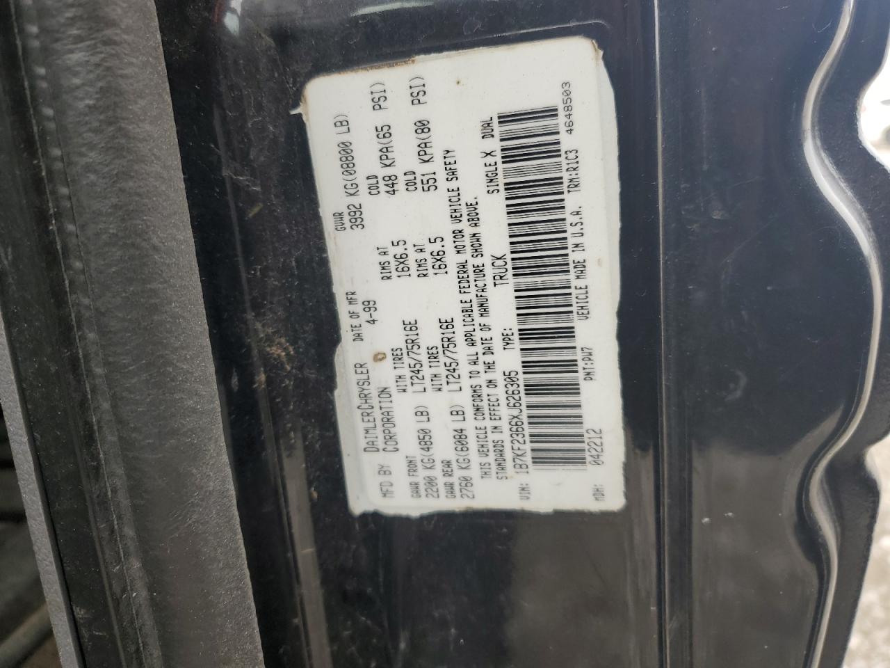 1999 Dodge Ram 2500 VIN: 1B7KF2366XJ626305 Lot: 63206795