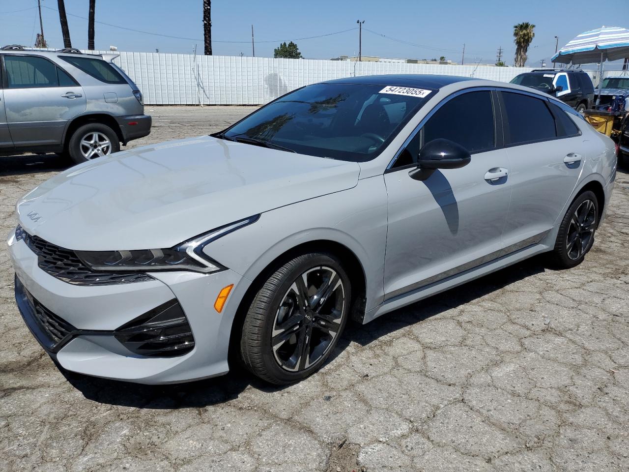 2021 Kia K5 Gt Line 1.6L zu verkaufen in Van Nuys, CA - Water/Flood
