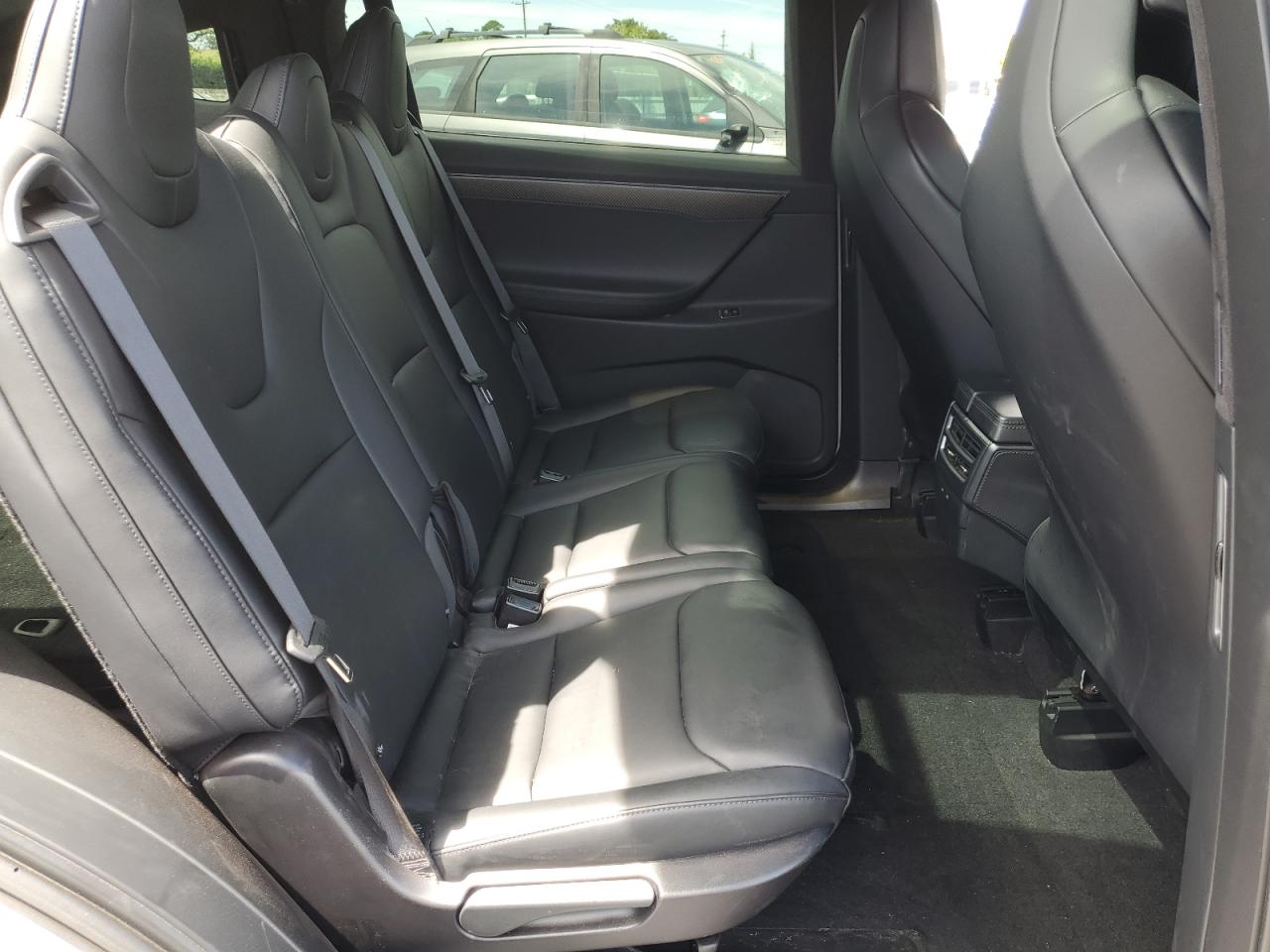 2018 Tesla Model X VIN: 5YJXCAE29JF136278 Lot: 53055205