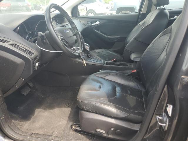 Sedans FORD FOCUS 2015 Szary
