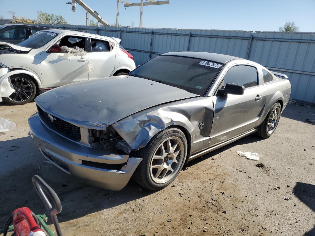 2009 Ford Mustang Gt for Sale in Kansas City, KS - All Over