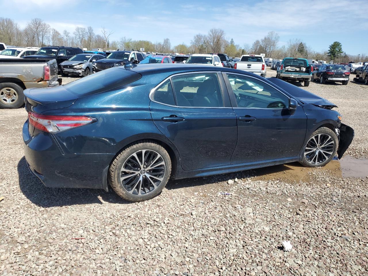4T1B11HK2KU732803 2019 Toyota Camry L