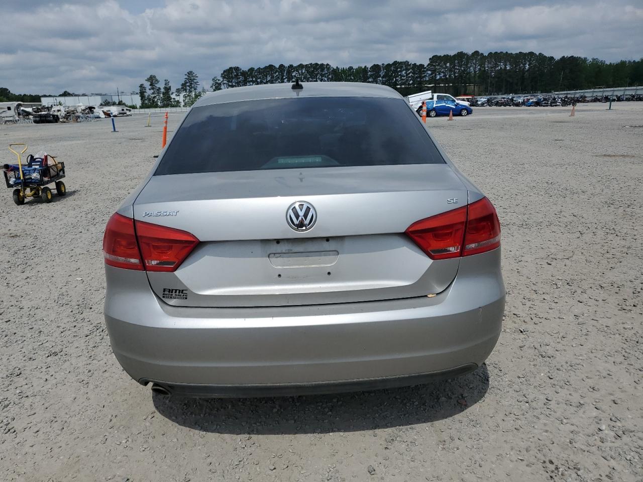 2013 Volkswagen Passat Se VIN: 1VWBP7A35DC042784 Lot: 54217445