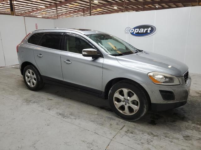  VOLVO XC60 2013 Srebrny