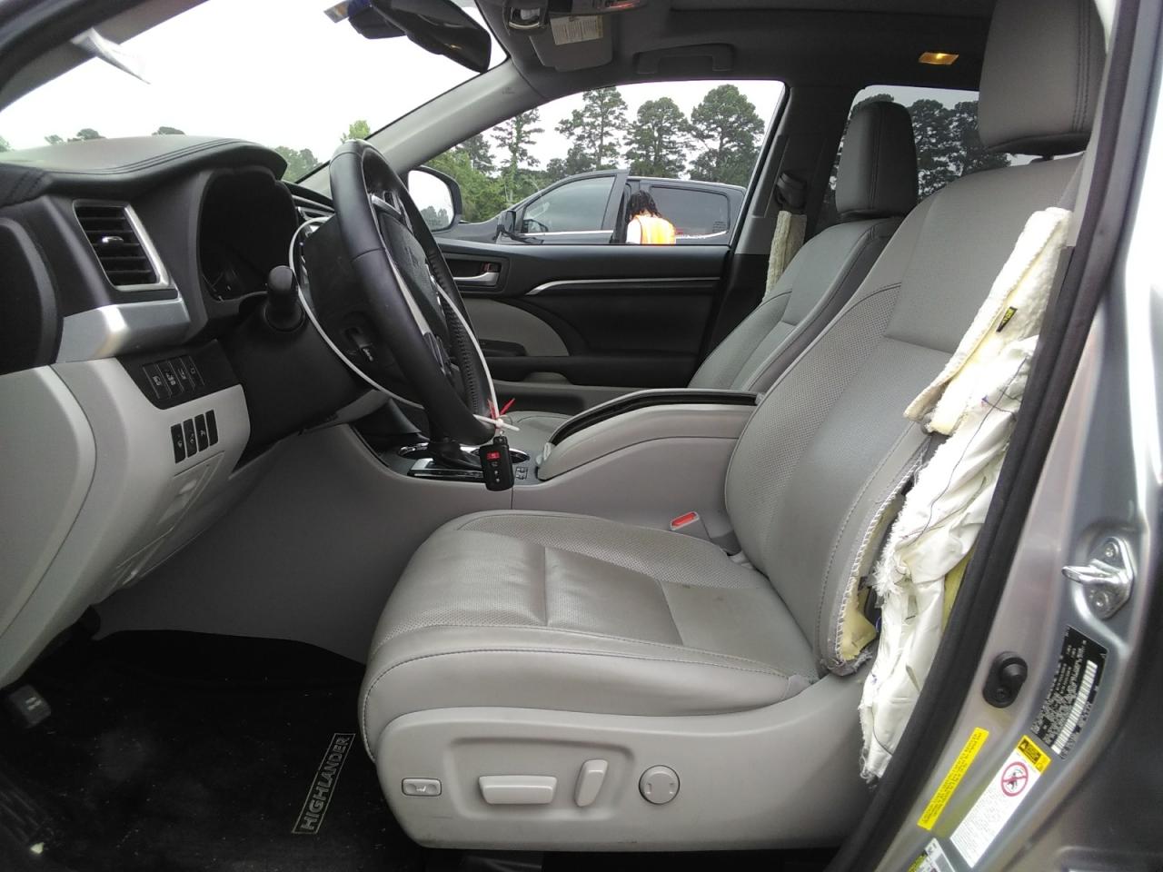 5TDYKRFH1FS083300 2015 Toyota Highlander Limited