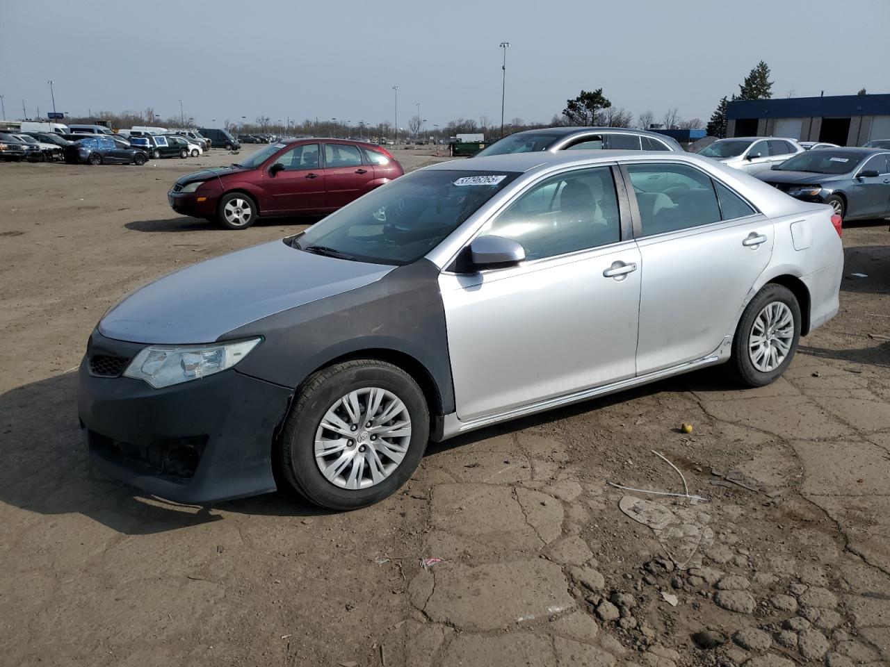 2012 Toyota Camry Base for Sale in Woodhaven, MI - Front End