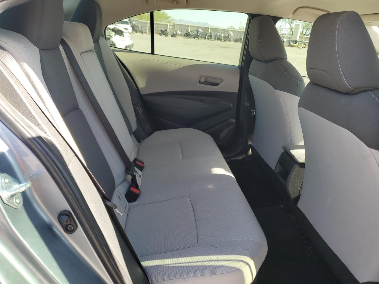 2022 Toyota Corolla Le VIN: JTDEAMDE8NJ040845 Lot: 54923305