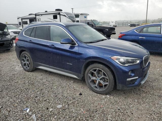 Parquets BMW X1 2016 Granatowy