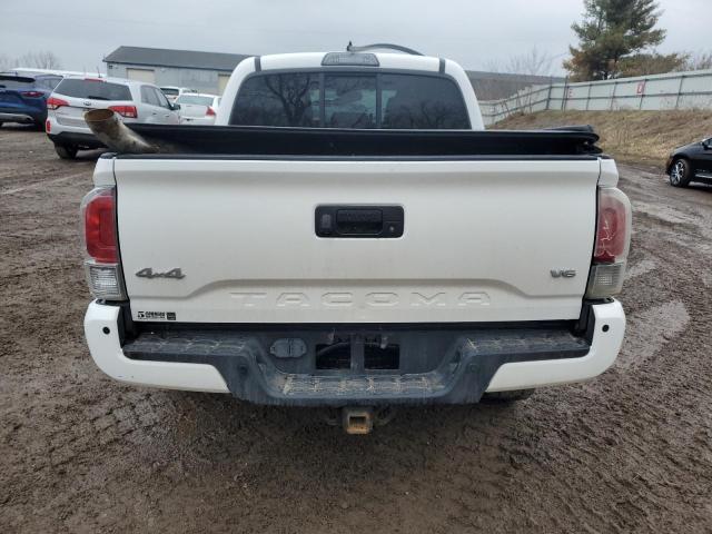  TOYOTA TACOMA 2016 Белы