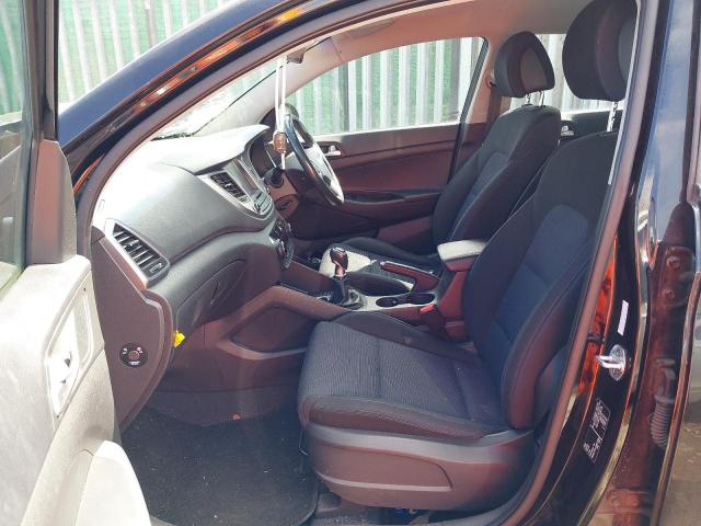 2017 HYUNDAI TUCSON SE