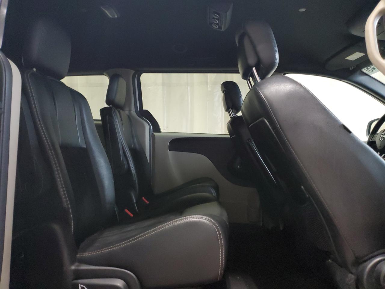 2018 Dodge Grand Caravan Sxt VIN: 2C4RDGCGXJR248650 Lot: 52765245