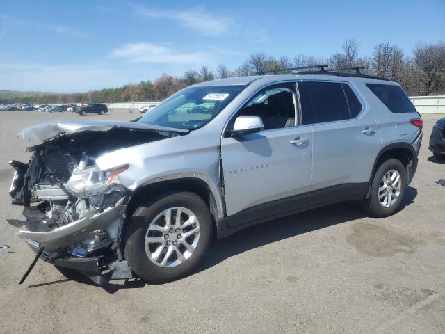  CHEVROLET TRAVERSE 2021 Серебристый