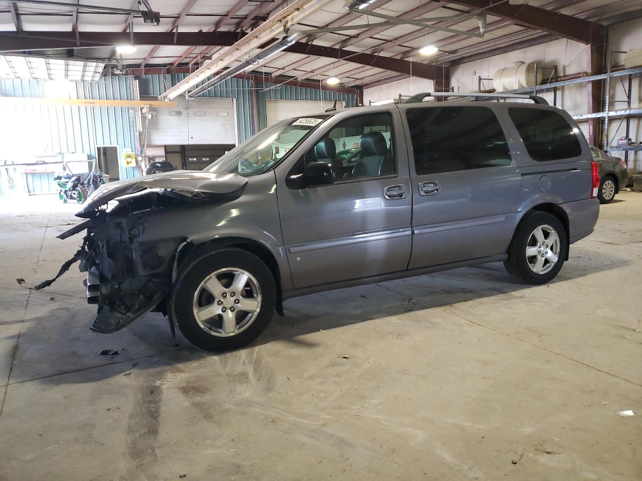 2007 Chevrolet Uplander Lt for Sale in Eldridge, IA - Front End