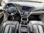 2017 Chrysler Pacifica Touring L na sprzedaż w Franklin, WI - Front End