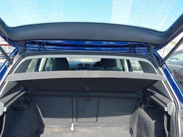 2010 VOLKSWAGEN GOLF SE BL