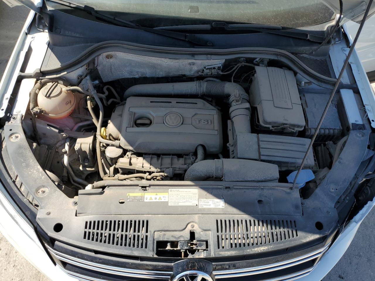 2016 Volkswagen Tiguan S VIN: WVGBV7AXXGW594873 Lot: 71329234