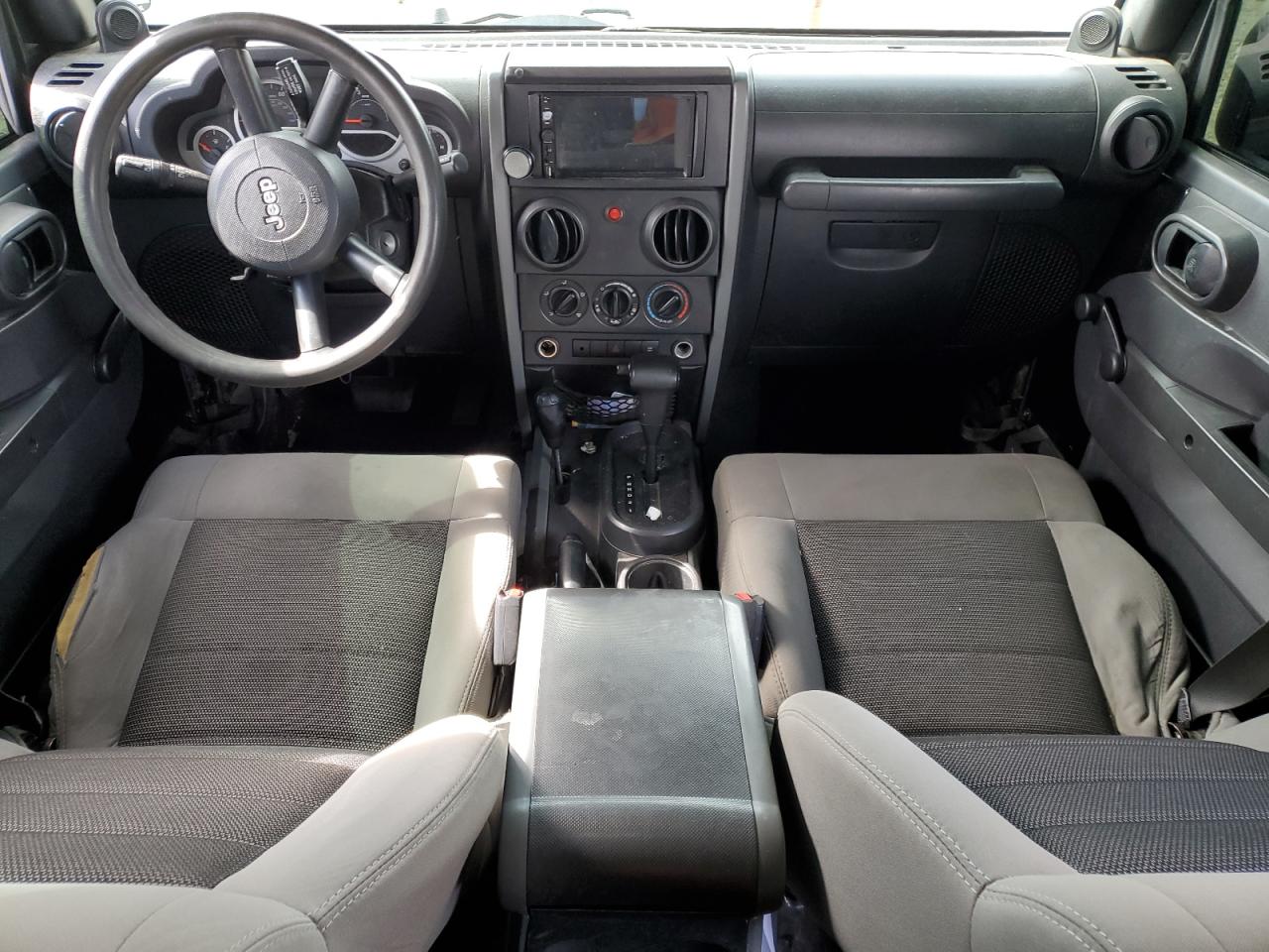 2010 Jeep Wrangler Unlimited Sport VIN: 1J4BA3H16AL100151 Lot: 52241525