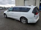 2018 Chrysler Pacifica Hybrid Limited за продажба в Woodburn, OR - Rear End
