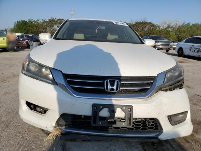  HONDA ACCORD 2015 Белы