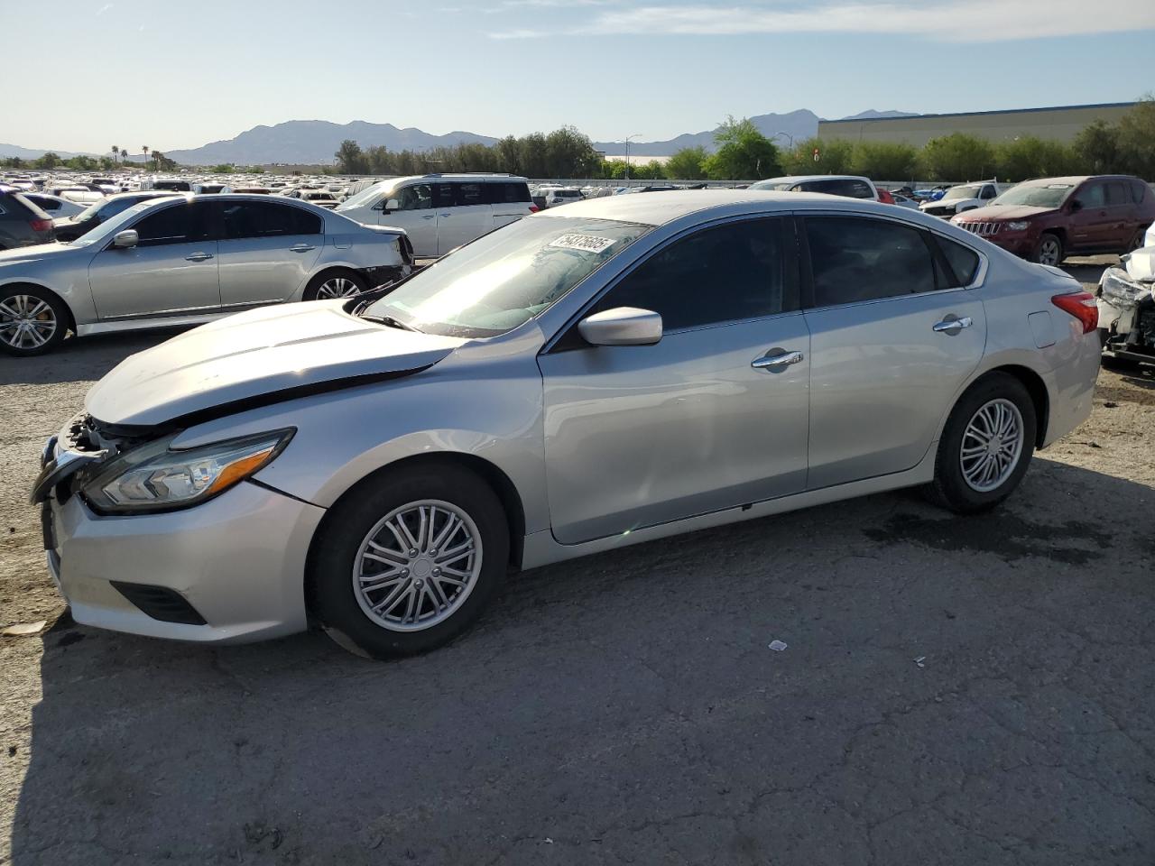 2016 Nissan Altima 2.5 zu verkaufen in Las Vegas, NV - Front End