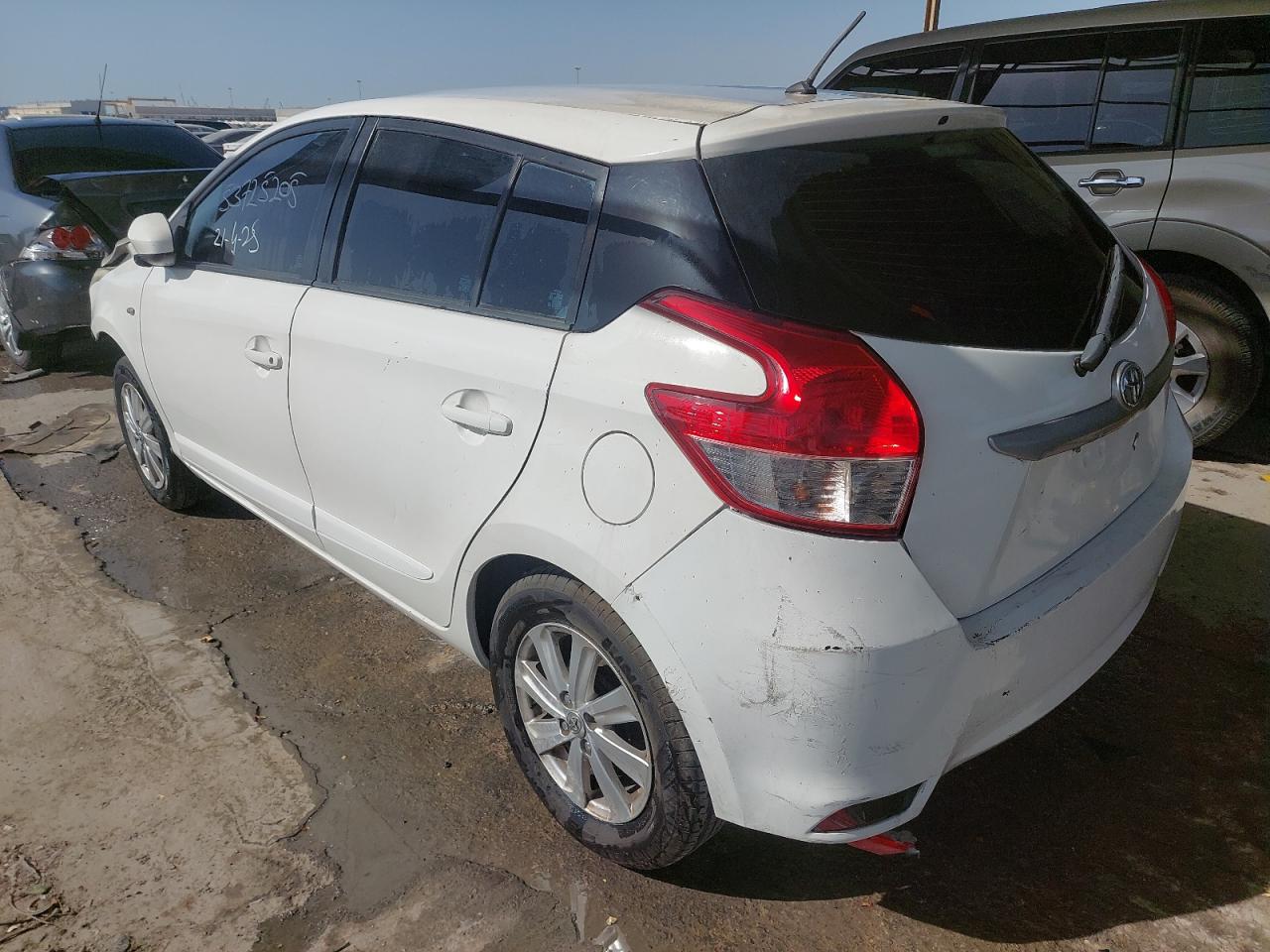 MR2K19F30H1011607 - 2017 Toyota Yaris - #undefined