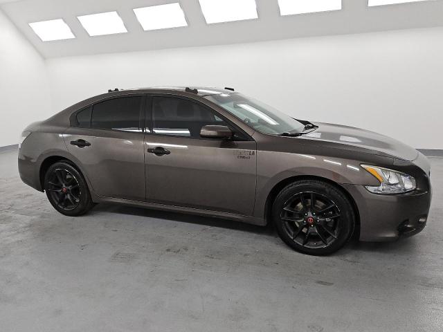 Sedans NISSAN MAXIMA 2014 Brązowy