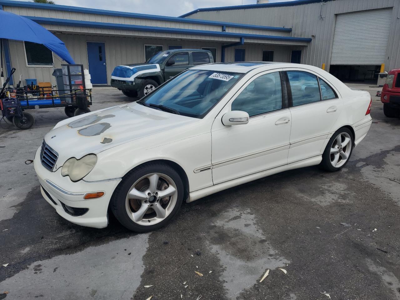 2005 Mercedes-Benz C 230K Sport Sedan zu verkaufen in Fort Pierce, FL - Burn - Engine