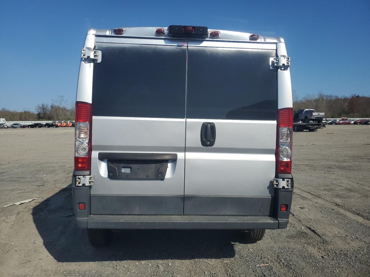 2018 Ram Promaster 1500 1500 Standard VIN: 3C6TRVAGXJE140021 Lot: 52515305