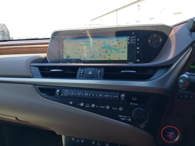2019 LEXUS ES 300H TA