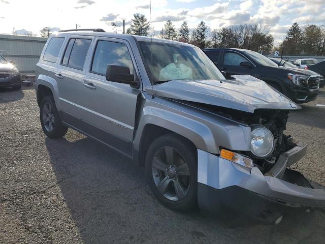  JEEP PATRIOT 2015 Srebrny