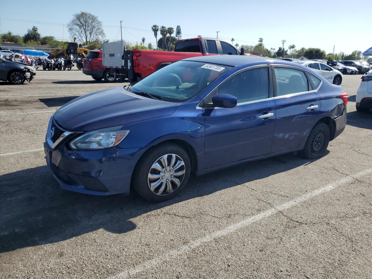 2018 Nissan Sentra S продається в Van Nuys, CA - All Over