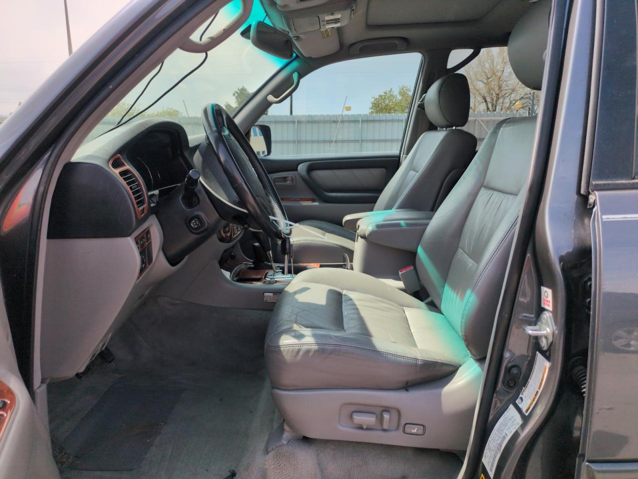 2004 Toyota Land Cruiser VIN: JTEHT05J842066863 Lot: 54225075
