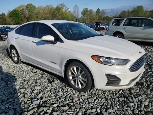  FORD FUSION 2019 White