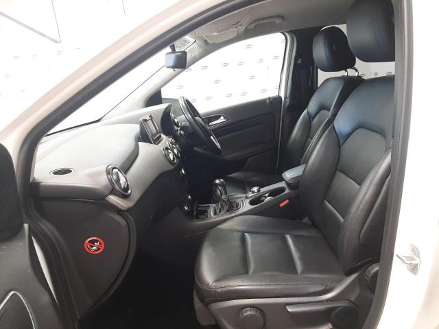 2013 MERCEDES BENZ B180 BLUEE