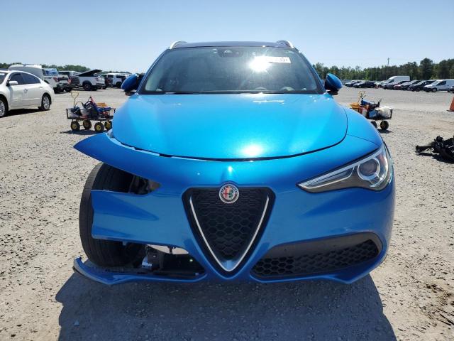  ALFA ROMEO STELVIO 2021 Granatowy