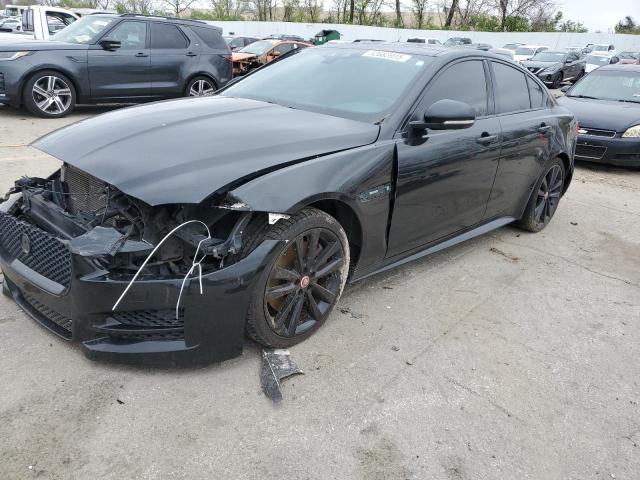 2017 Jaguar Xe R - Sport