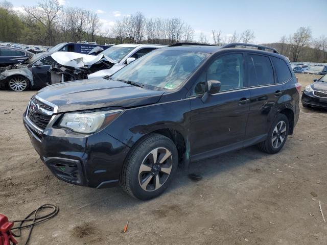  SUBARU FORESTER 2017 Чорний