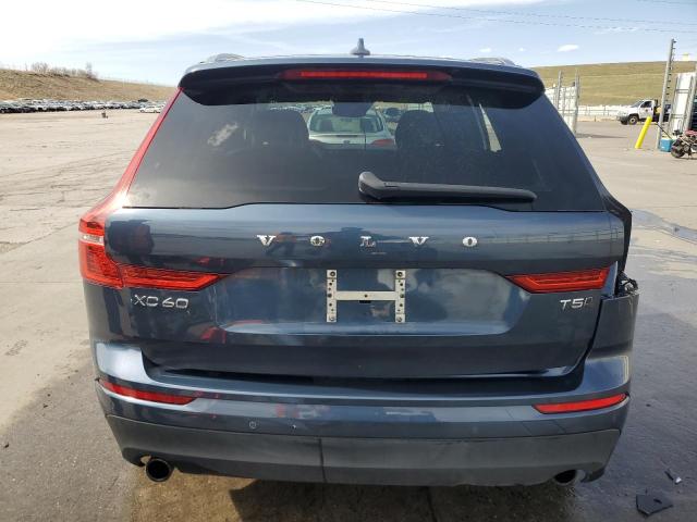  VOLVO XC60 2018 Granatowy