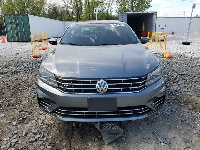  VOLKSWAGEN PASSAT 2017 Gray