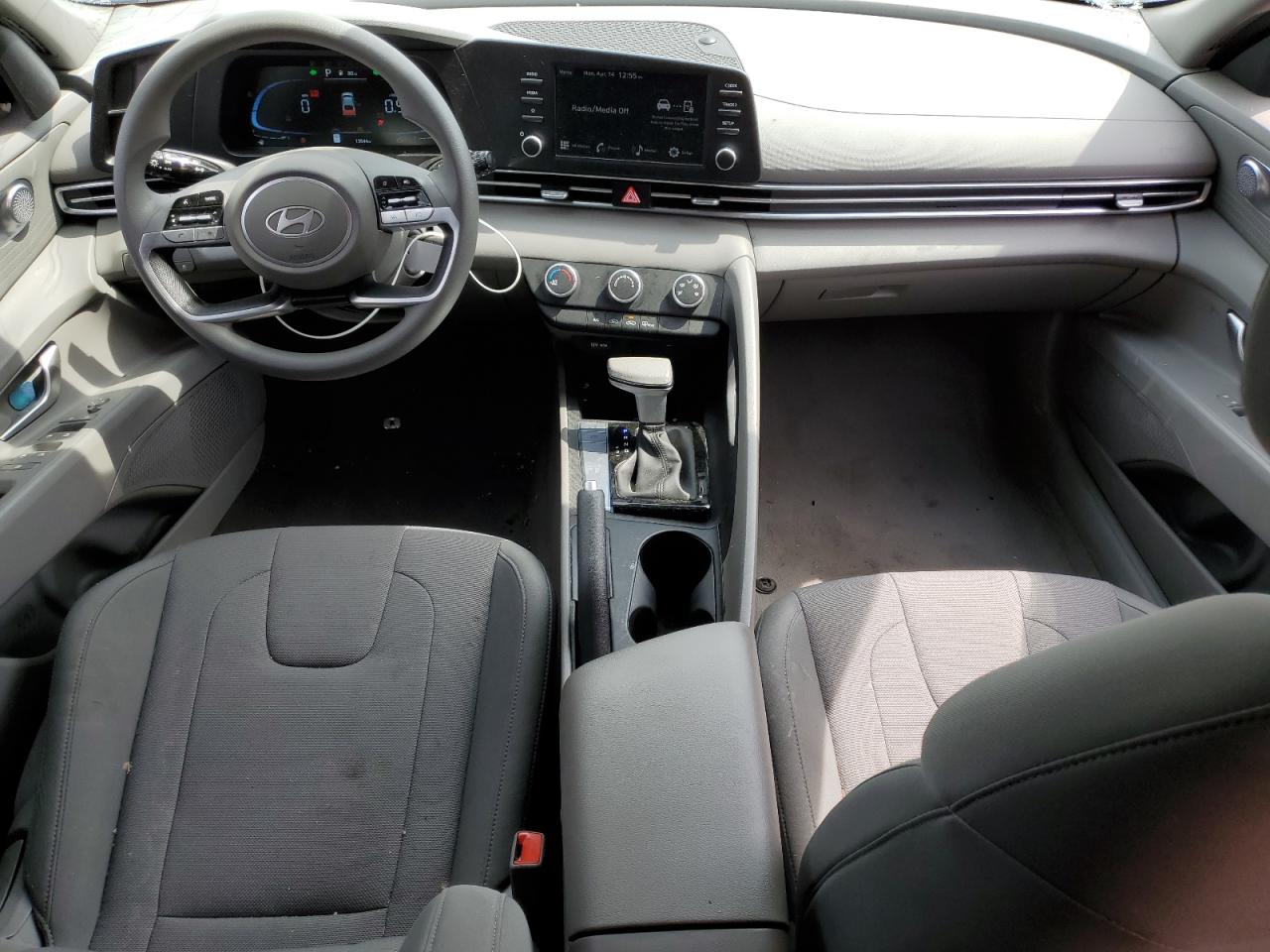 2025 Hyundai Elantra Se VIN: KMHLL4DG2SU853882 Lot: 53069905