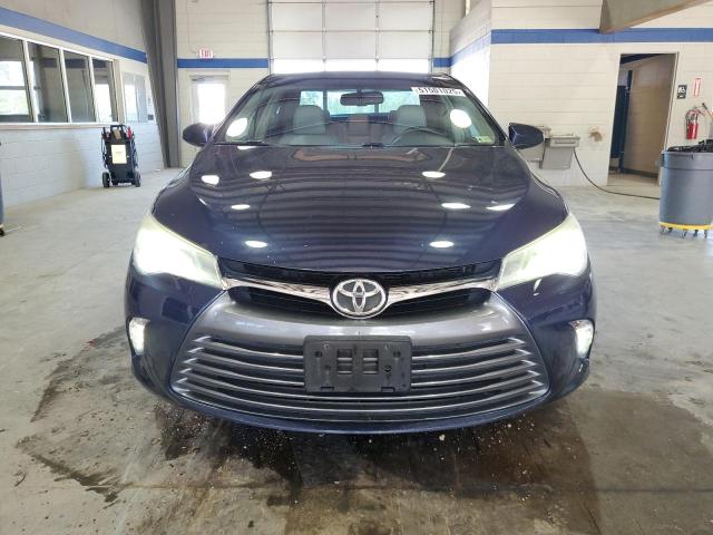  TOYOTA CAMRY 2015 Granatowy