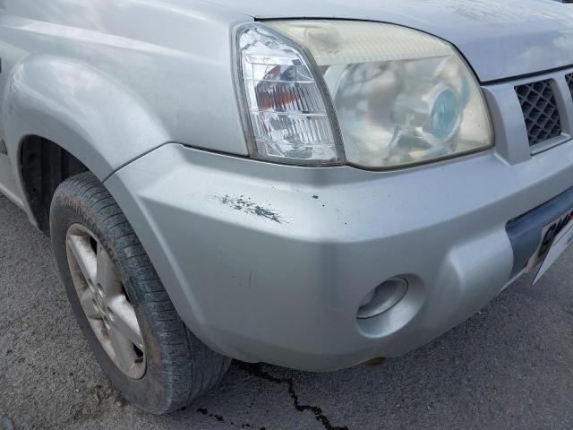 2005 NISSAN X-TRAIL SE