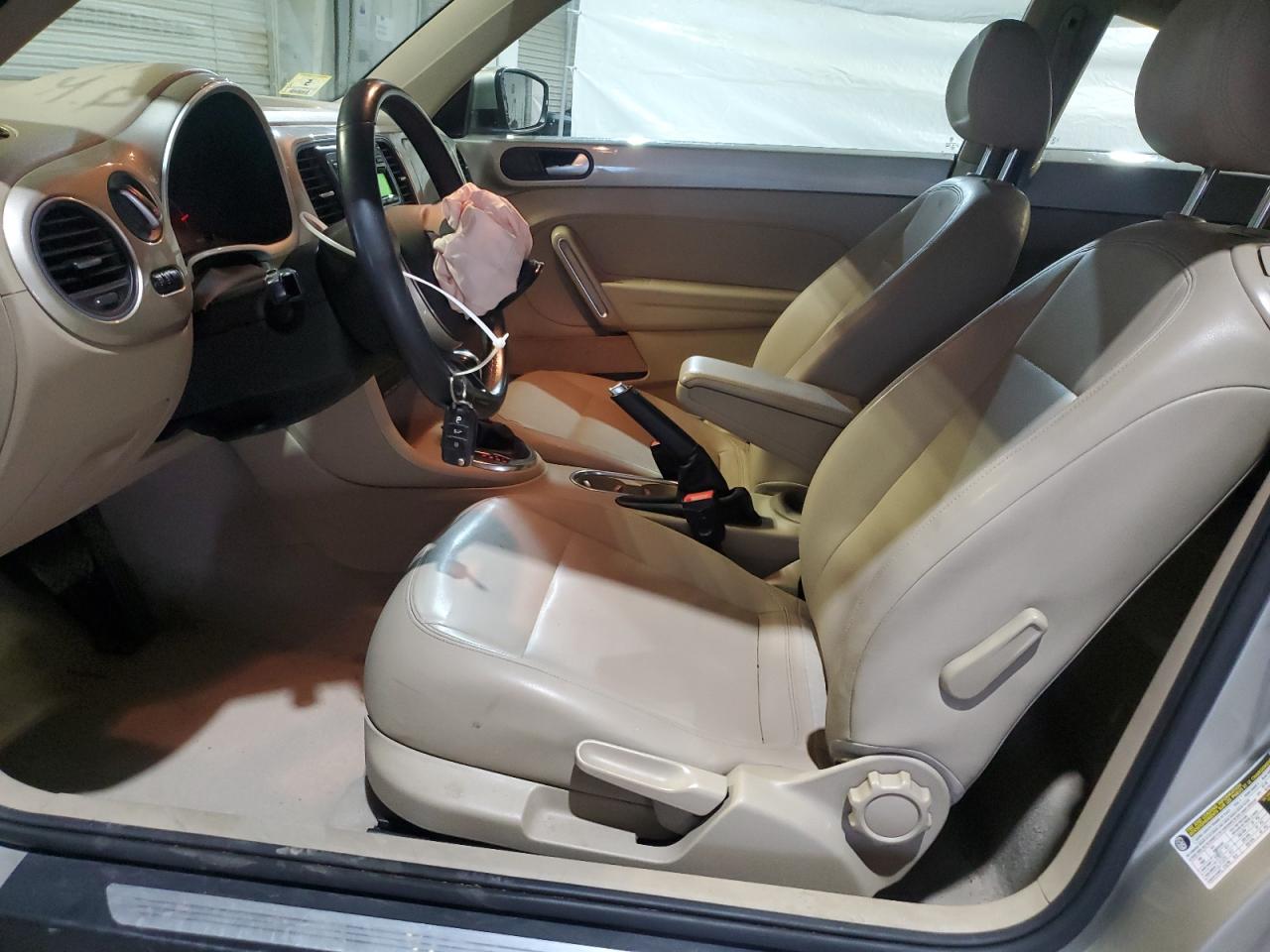 2013 Volkswagen Beetle VIN: 3VWJP7AT5DM687073 Lot: 53532815