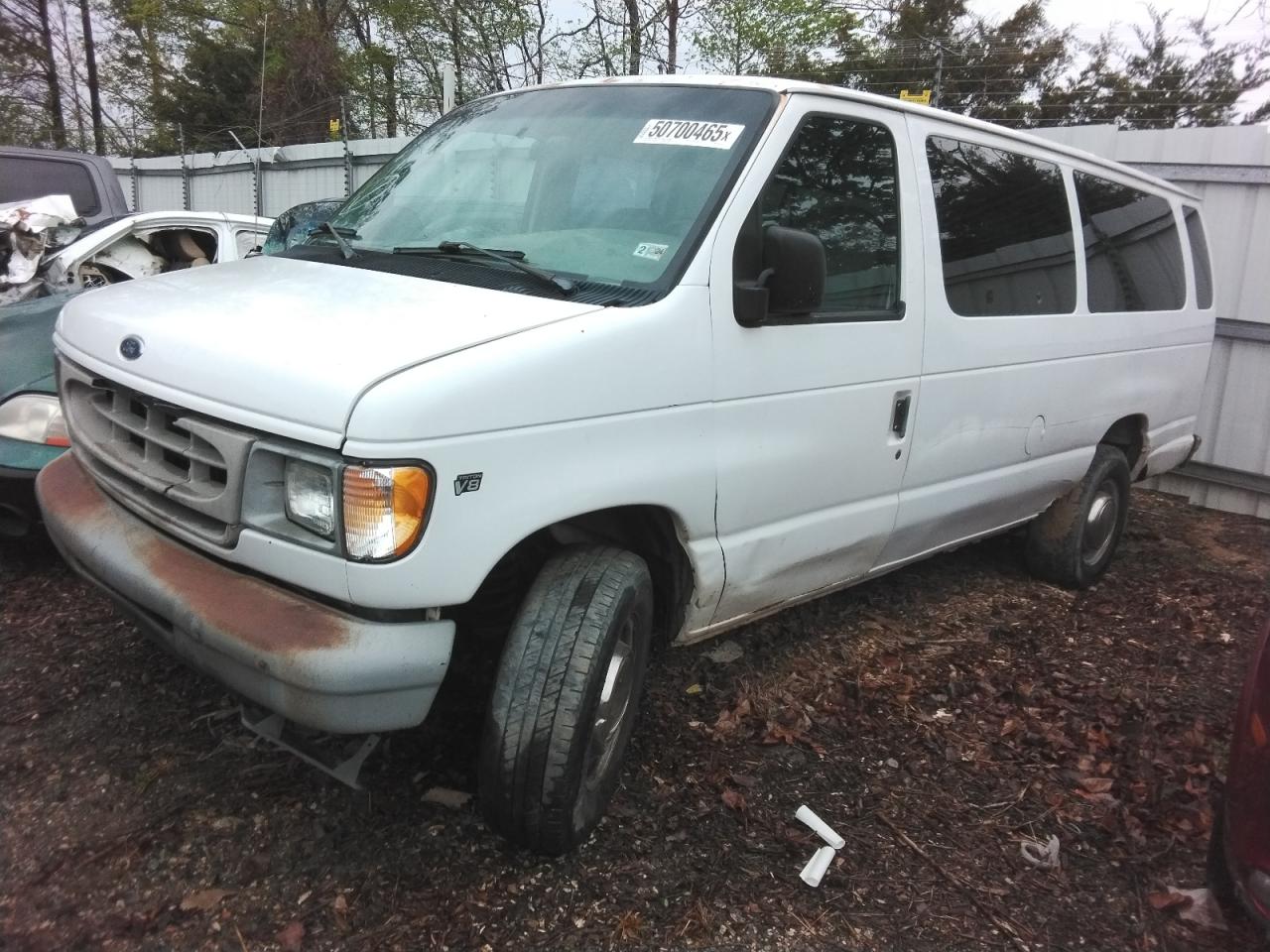 1999 Ford Econoline E350 Super Duty Wagon for Sale in Hampton, VA - Rear End