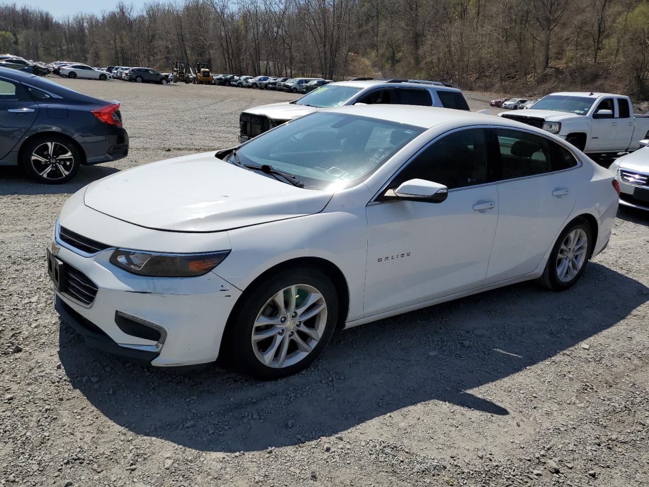 2017 Chevrolet Malibu Lt for Sale in Marlboro, NY - Minor Dent/Scratches